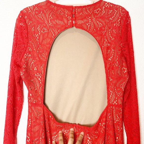 Bardot NWT "Rini" Red lace Dress long sleeve Cut out Open back Size US12 / XL - Picture 7 of 14
